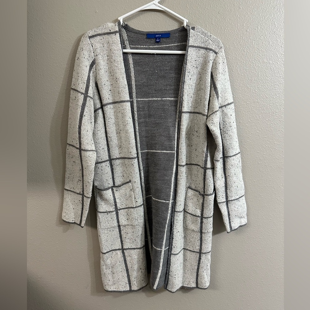 Apt. 9 Gray Grid Cardigan
